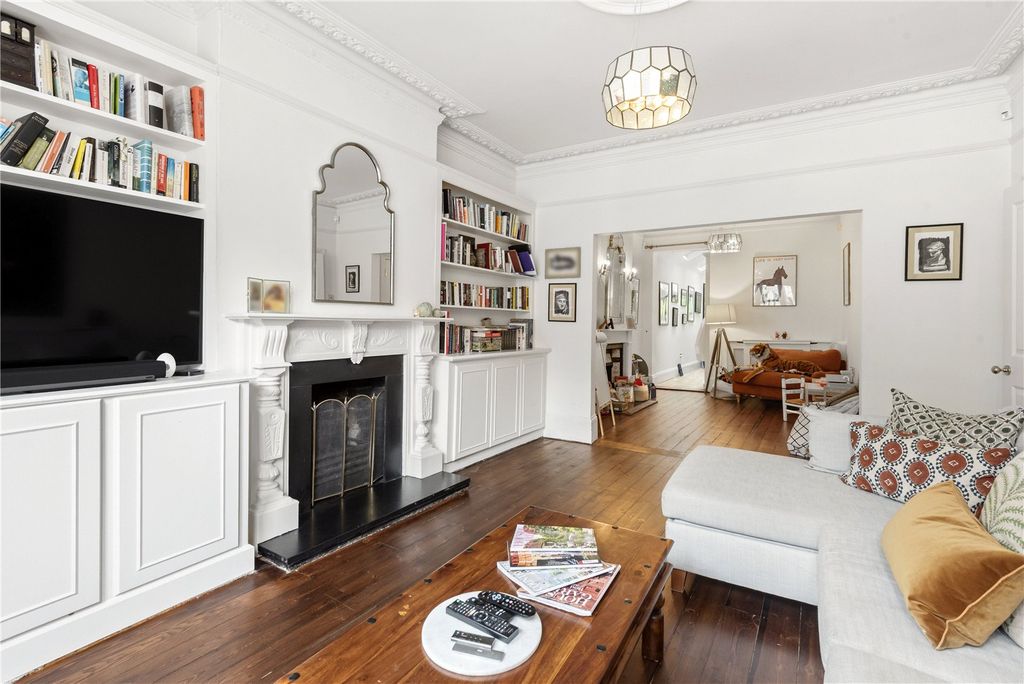 Property photo 3 of 18 Reception Room