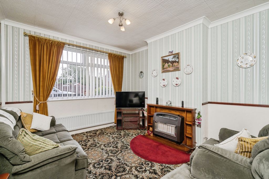 Property photo 2 of 15