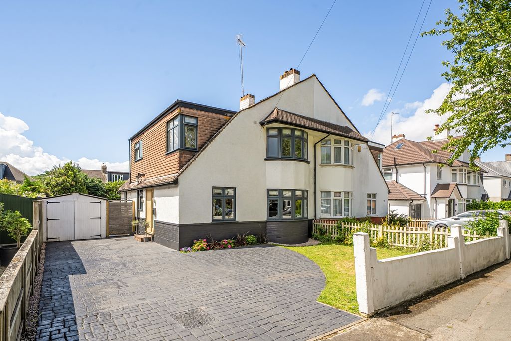 Property photo 1 of 17 1471279 (3)