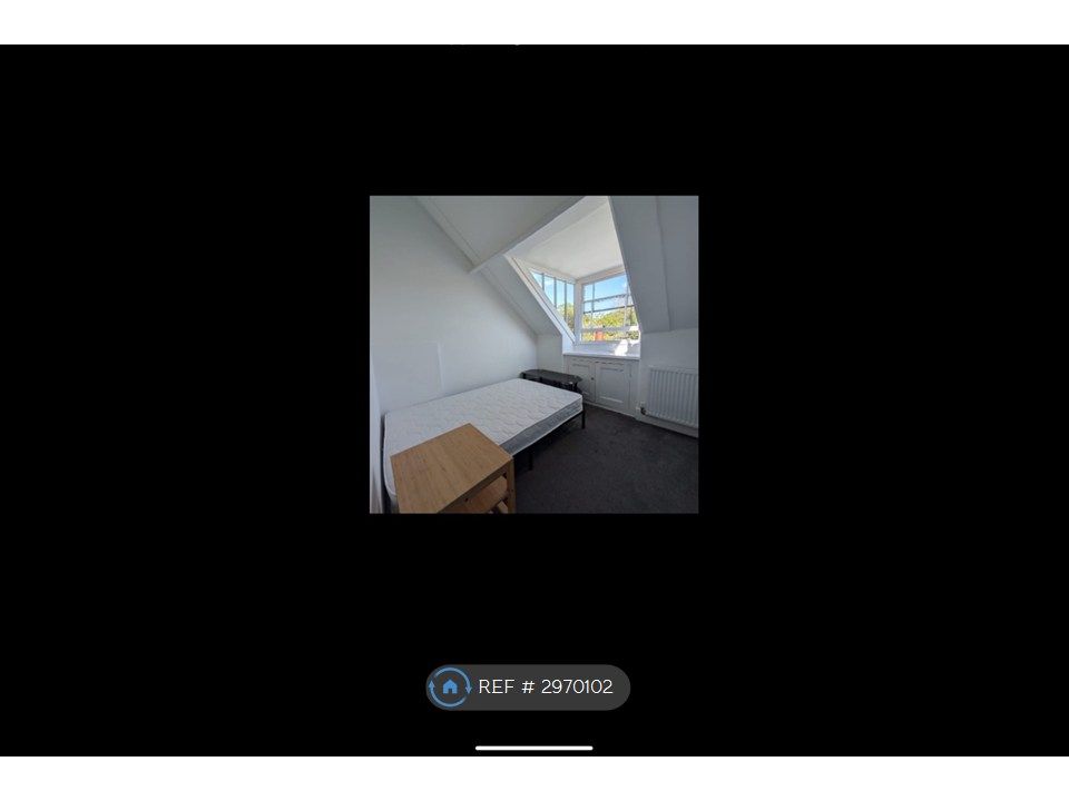 Property photo 1 of 3