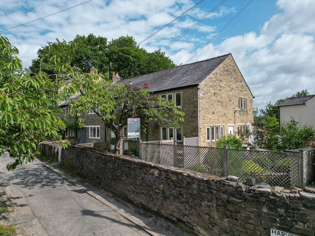 Property photo 3 of 46 4229623