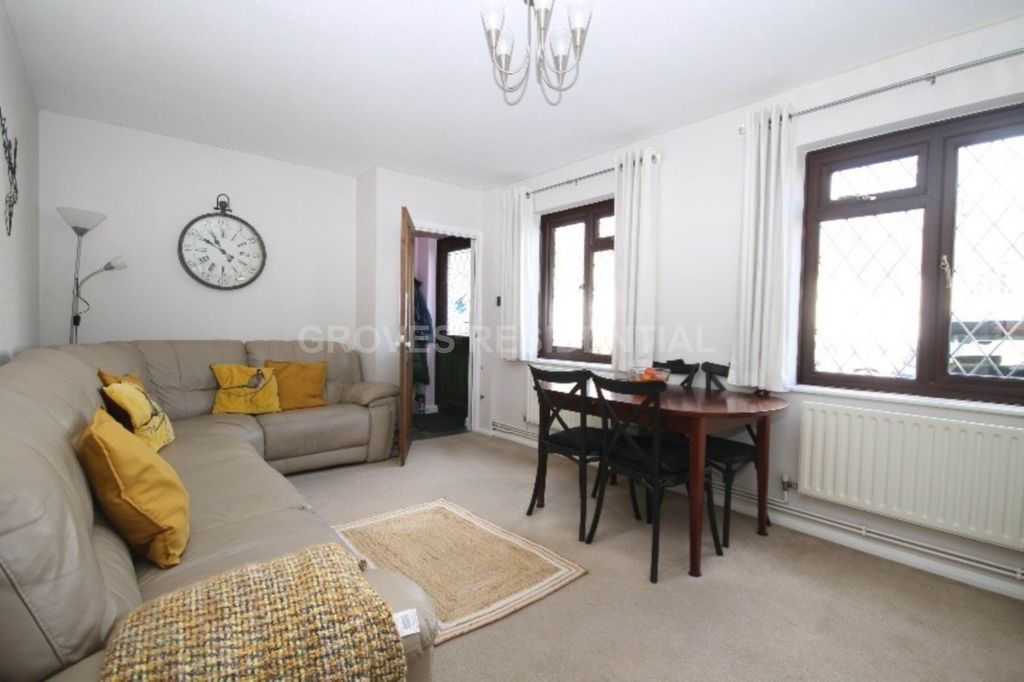 Property photo 3 of 15