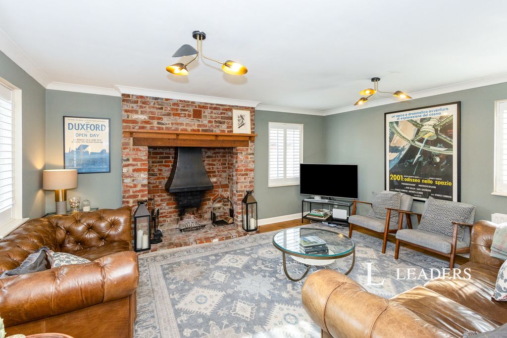 Property photo 2 of 15 Pbox-Img.Jpg
