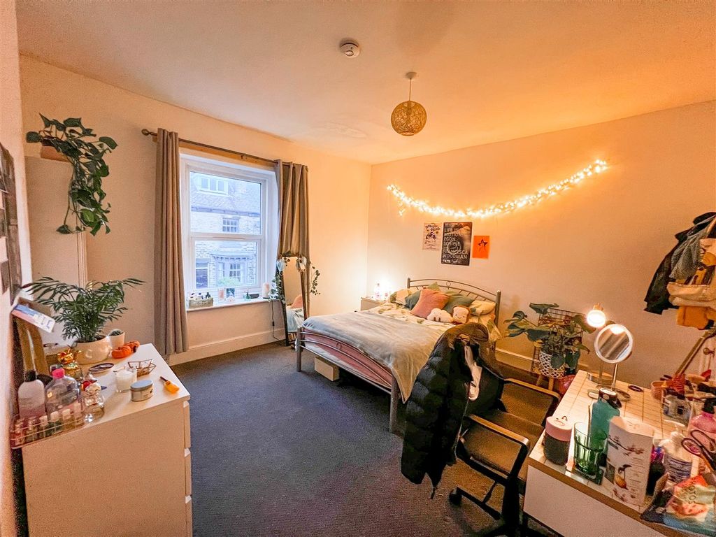 Property photo 2 of 8 315 School Road_-5.Jpg