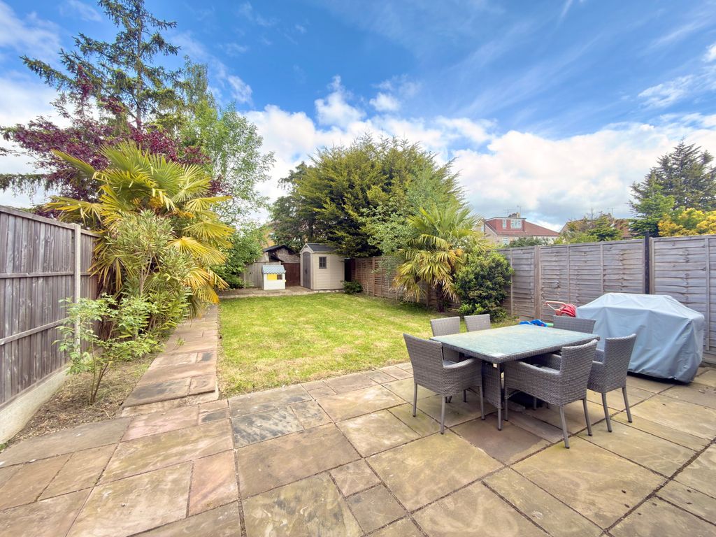 Property photo 3 of 19