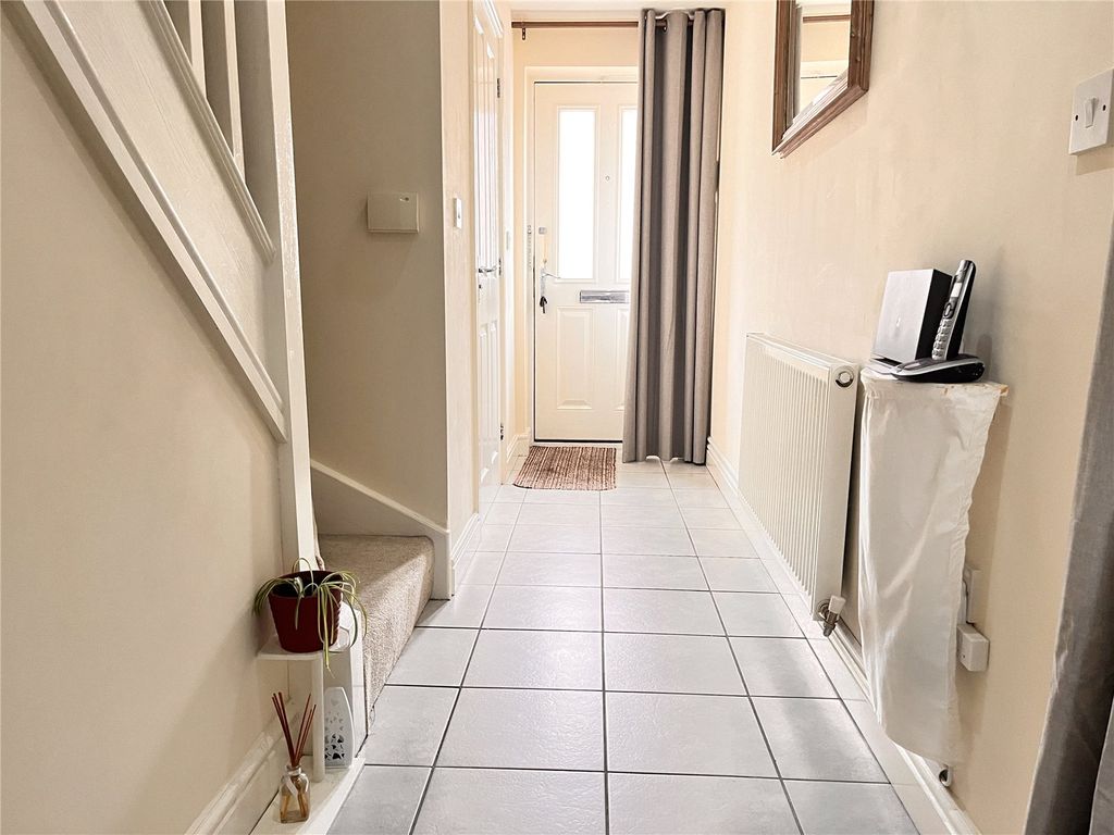 Property photo 2 of 17 Picture No. 18