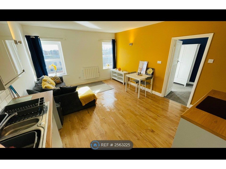 Property photo 1 of 16 Flat 9 Lounge/Kitchen/Diner