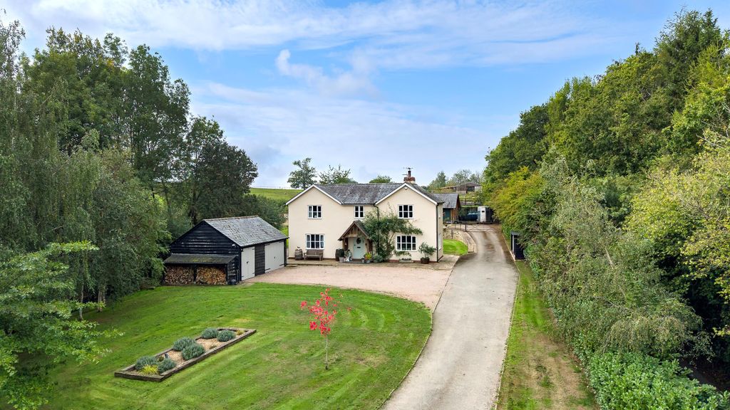 Property photo 1 of 19 Image