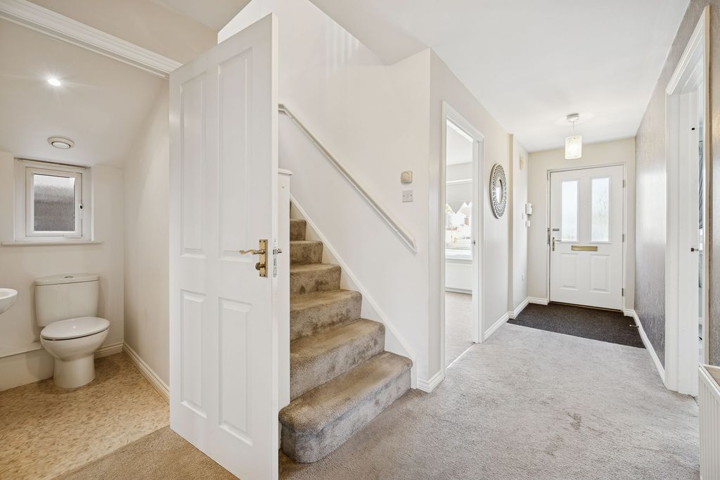 Property photo 2 of 39 Entrance Hallway