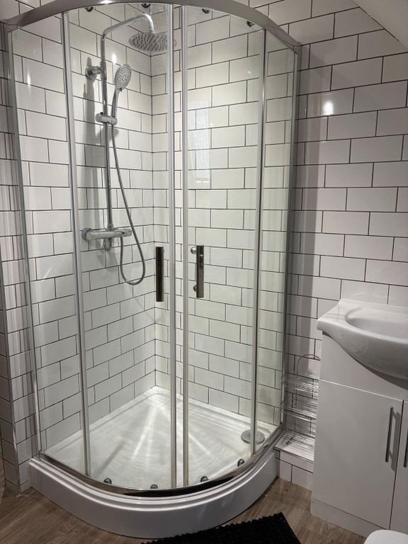 Property photo 3 of 10 Picture No. 02