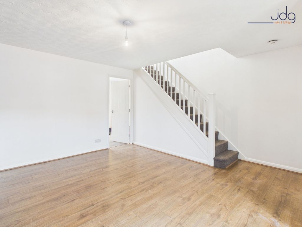 Property photo 3 of 15 Living Room