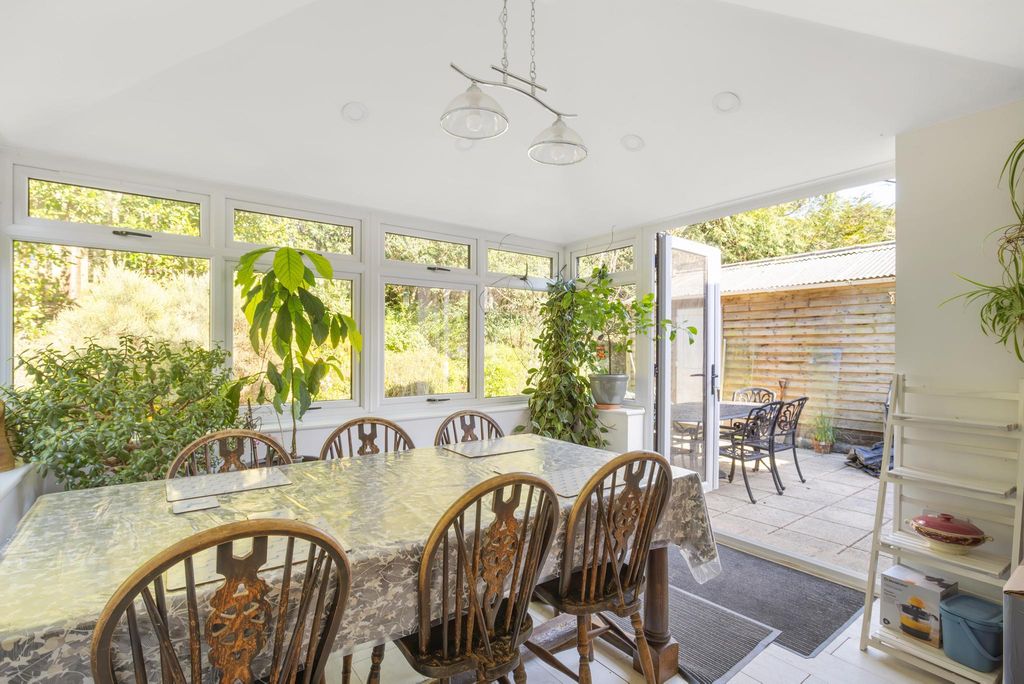 Property photo 3 of 18 Dining Room/ Garden Room