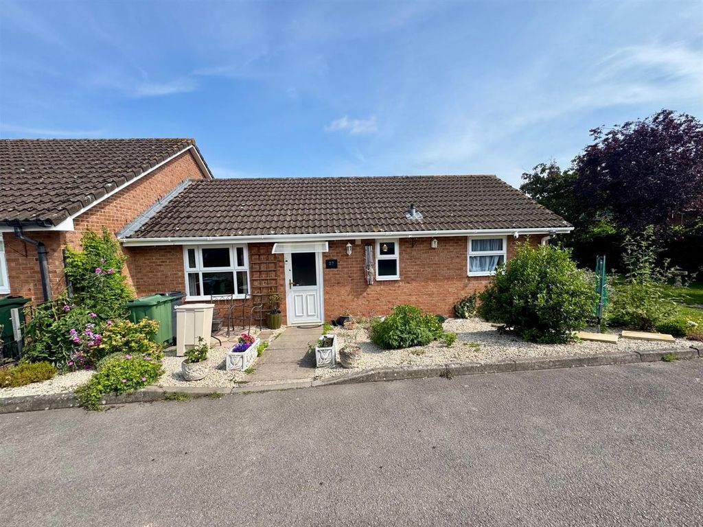 Property photo 1 of 13 Front 2.Jpg