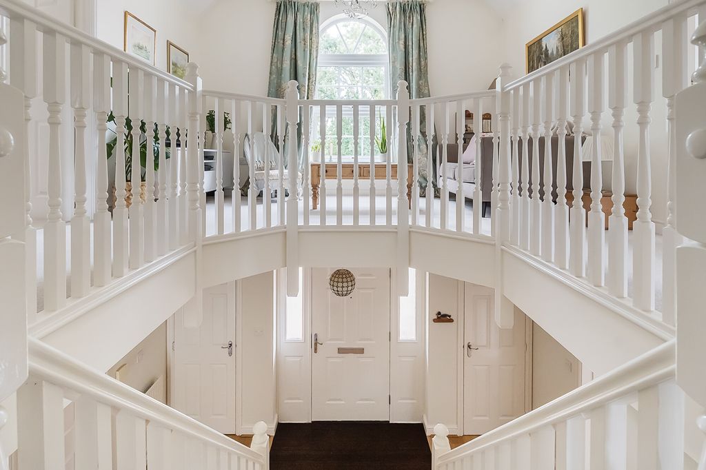 Additional image 15 of 5 bed detached house for saleMaurice Way, Marlborough SN8