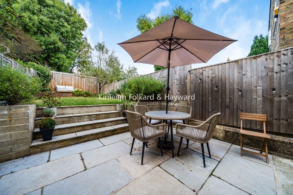 Property photo 1 of 8 5667B248-9B37-49E9-8