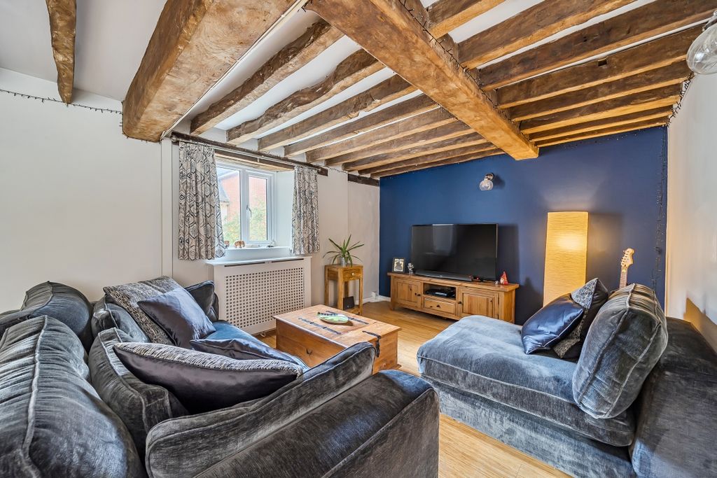 Property photo 1 of 19