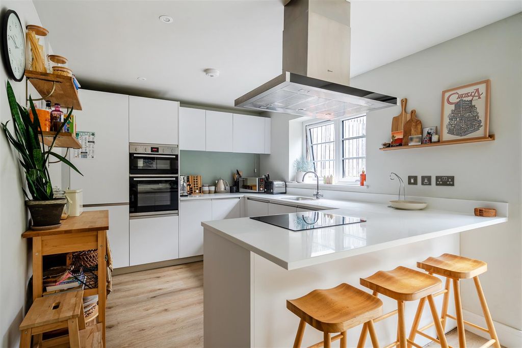 Property photo 2 of 29 1499396-2-6A71Eca155Df8.Jpg