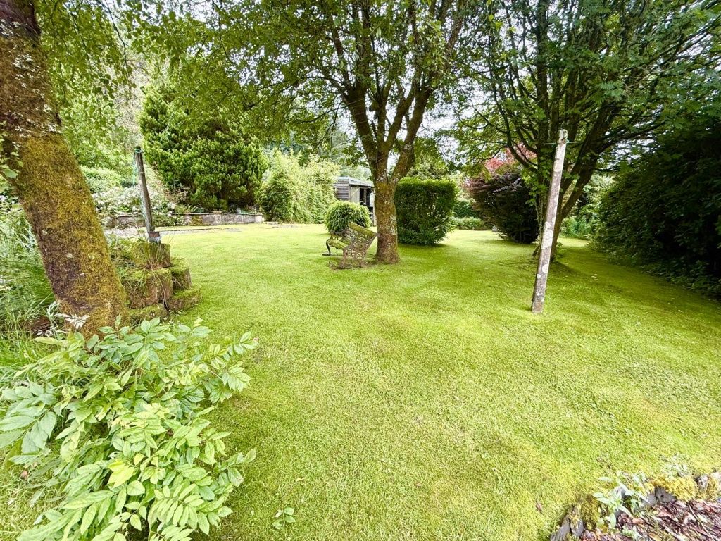 Property photo 2 of 23