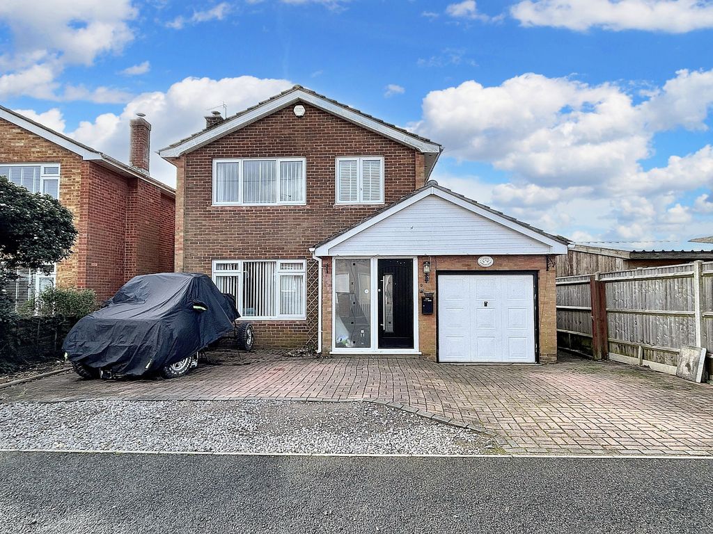 Property photo 1 of 13