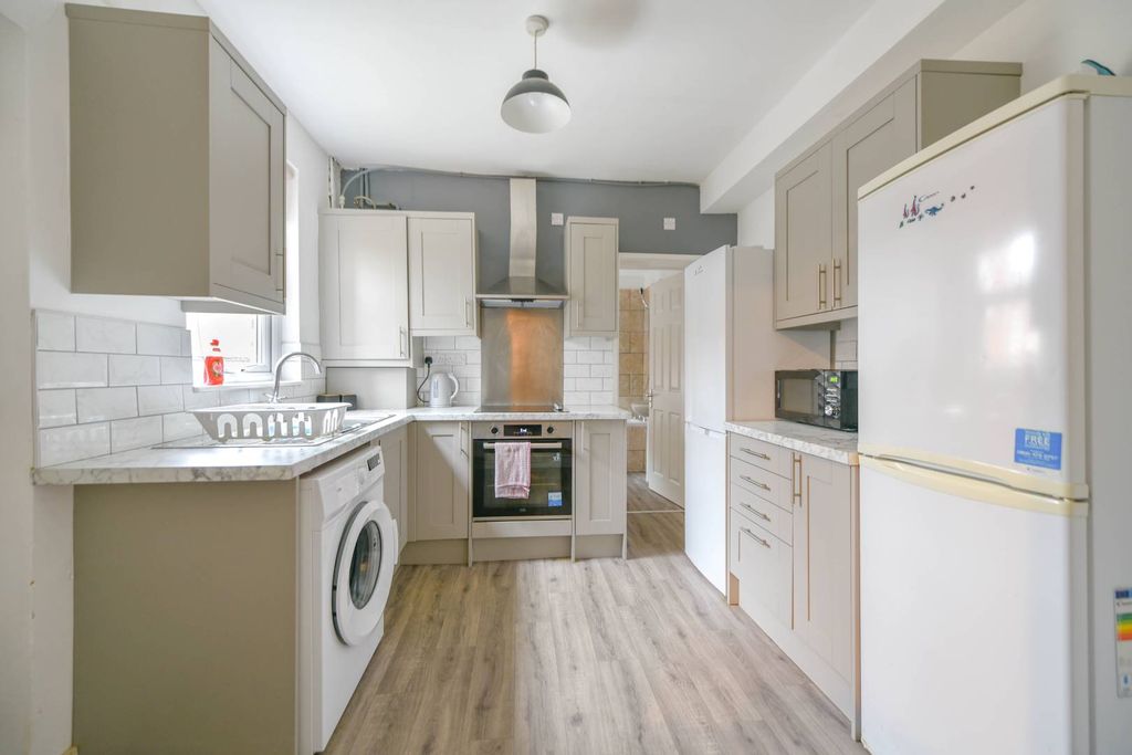 Property photo 2 of 14 Lotimage2374955