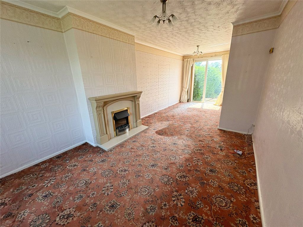 Property photo 2 of 14 Living/Dining