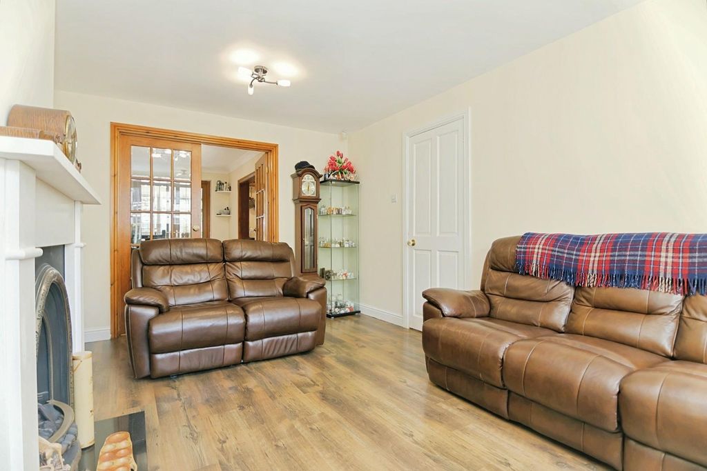 Property photo 2 of 19 Living
