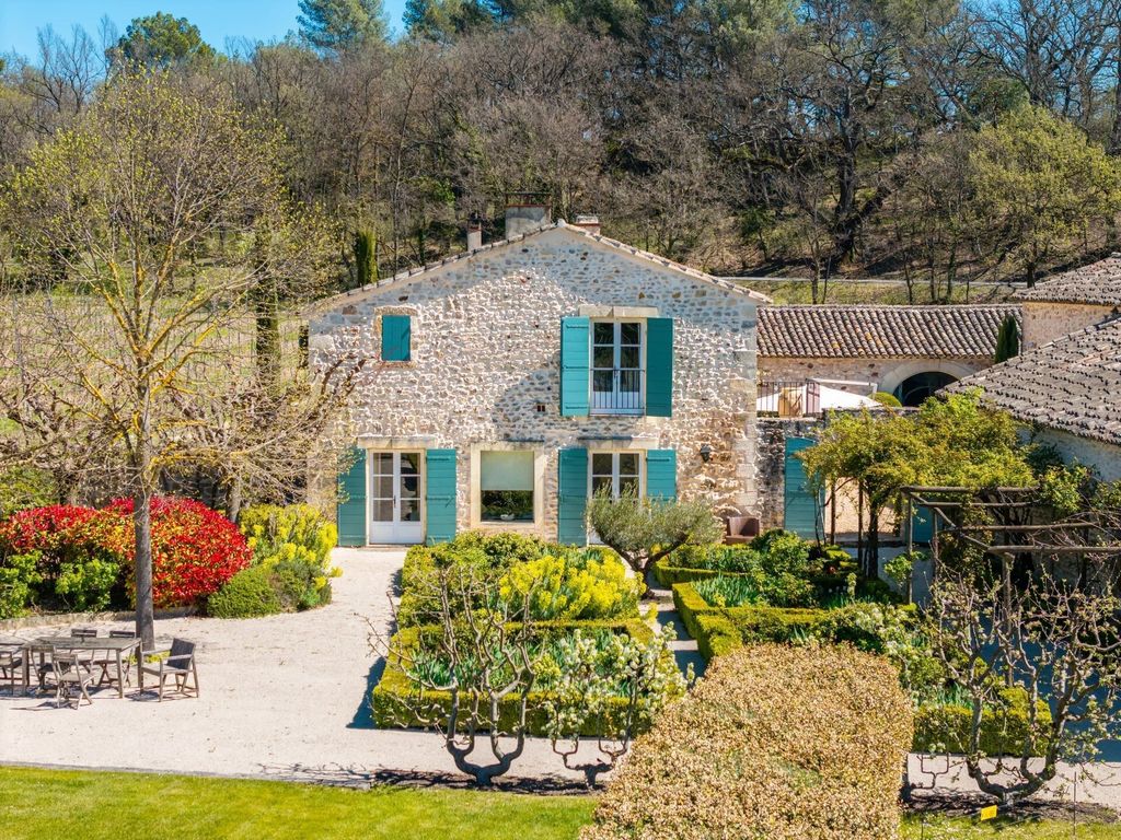 Property photo 1 of 21 Exceptional Provençal Mas For Sale In The Golden Triangle Of Luberon