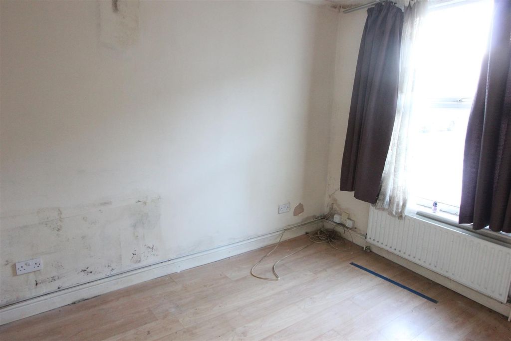Property photo 2 of 9 Img_0937.Jpg