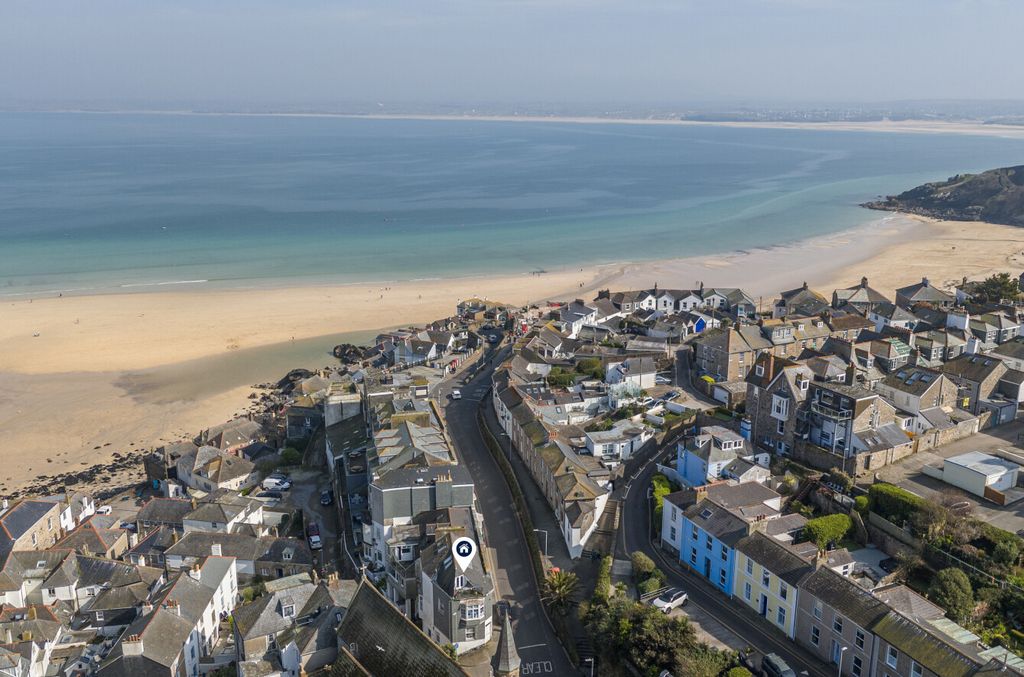 Property photo 1 of 18 1432890-11-69Beba...