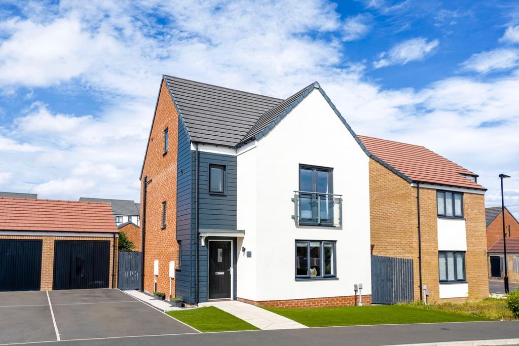 Property photo 1 of 15 External