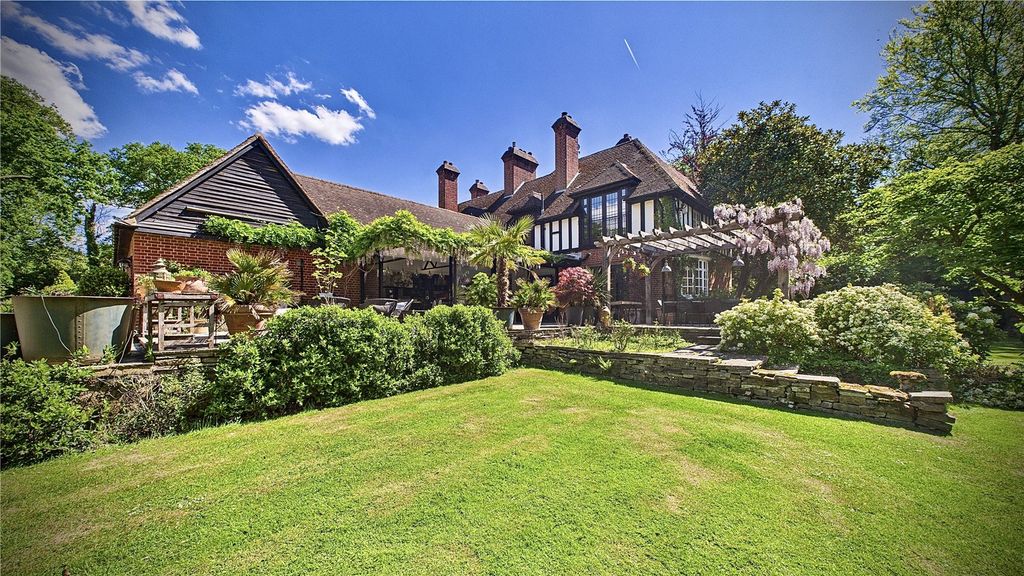 Property photo 2 of 21 Picture No. 18