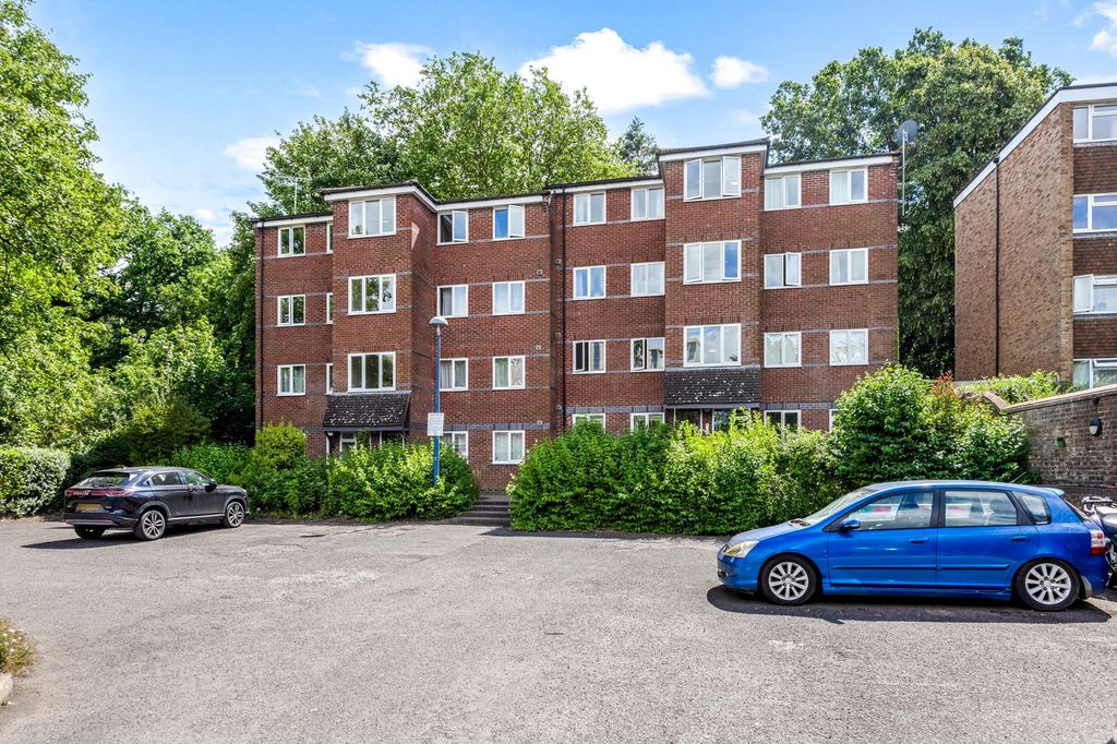 Property photo 1 of 12