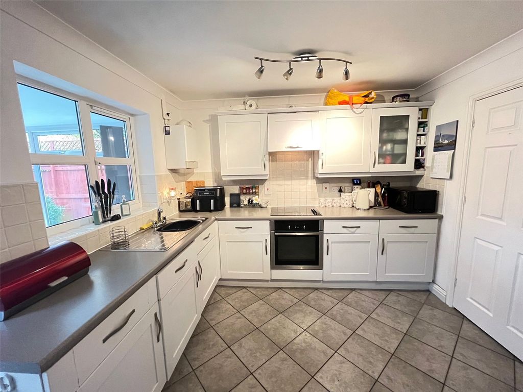 Property photo 3 of 20 Picture No. 24