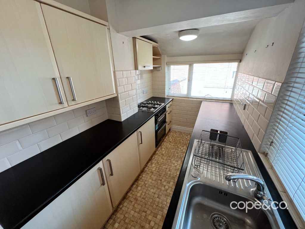 Property photo 2 of 9 3229933