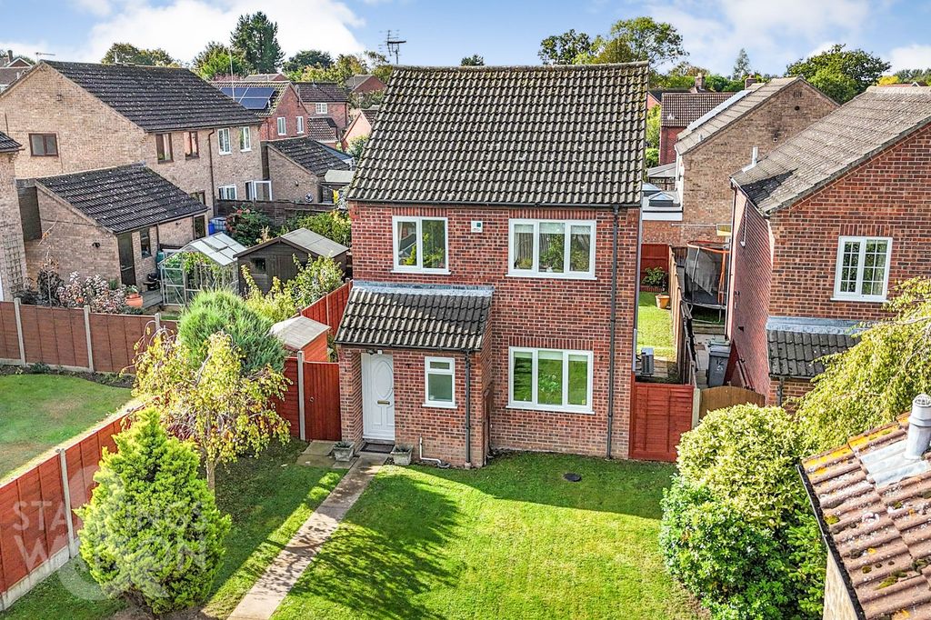 Property photo 1 of 21