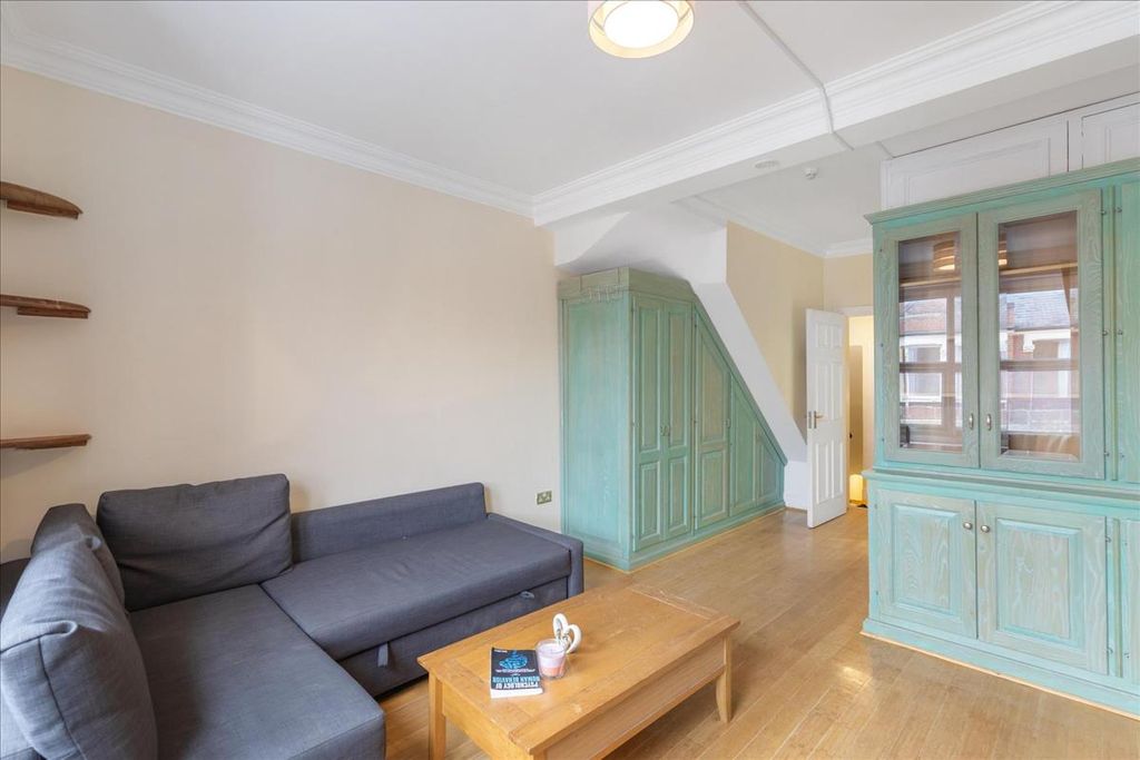 Property photo 3 of 13