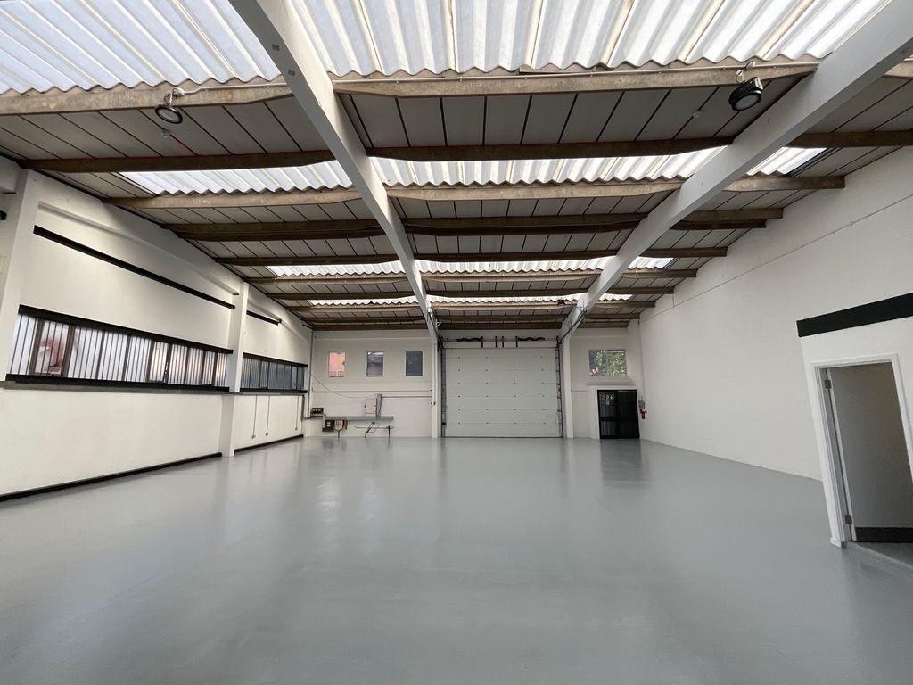 Property photo 2 of 5