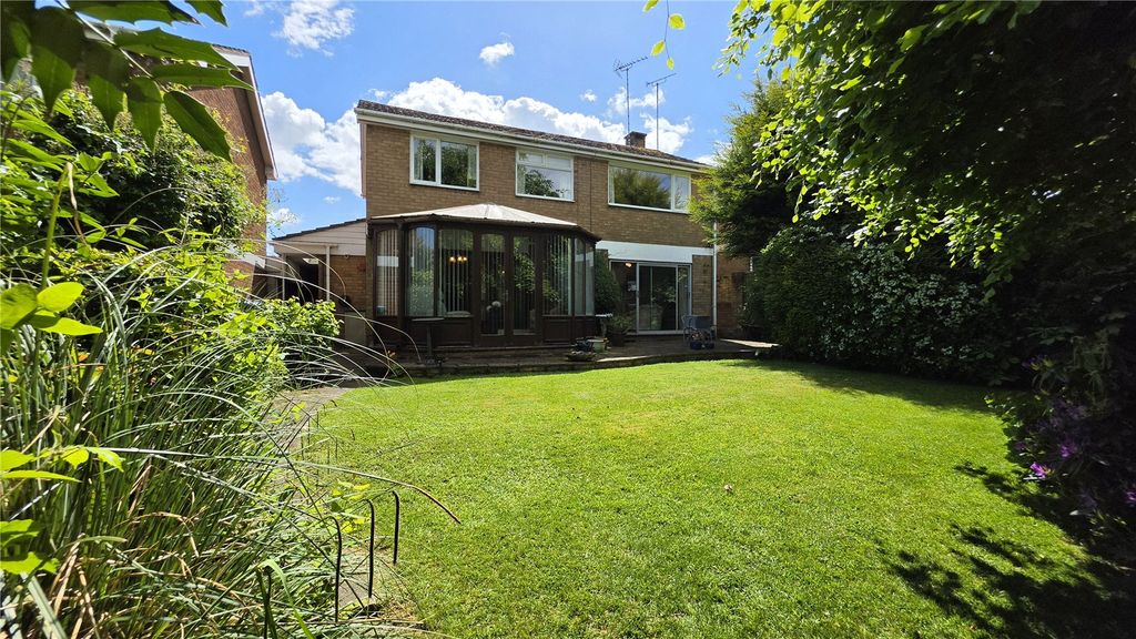 Property photo 3 of 29 Picture No. 04