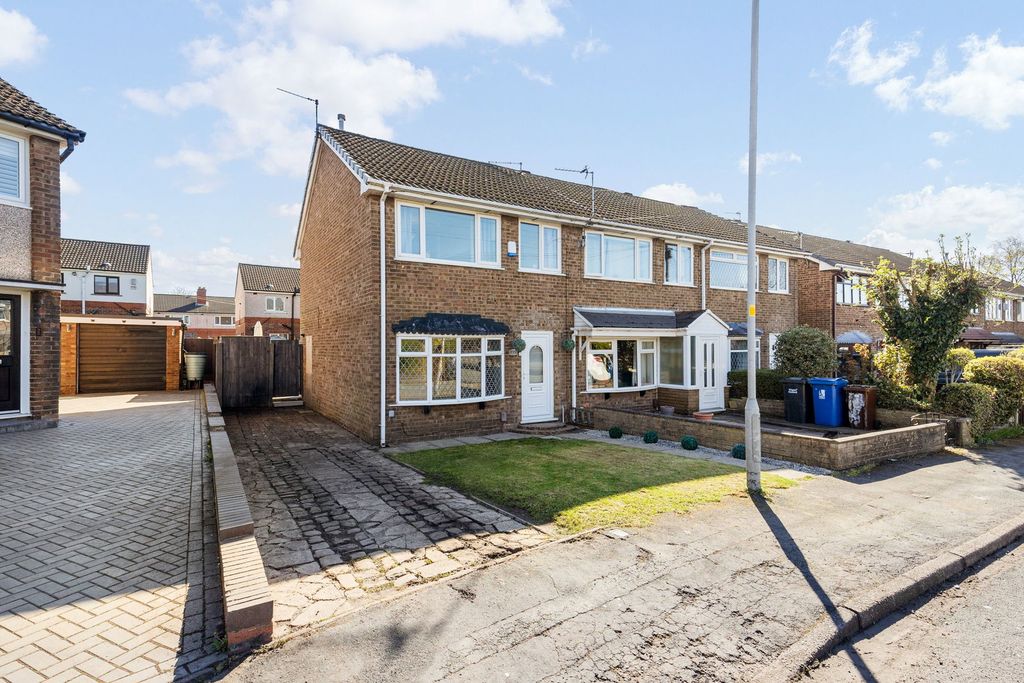 Property photo 1 of 20