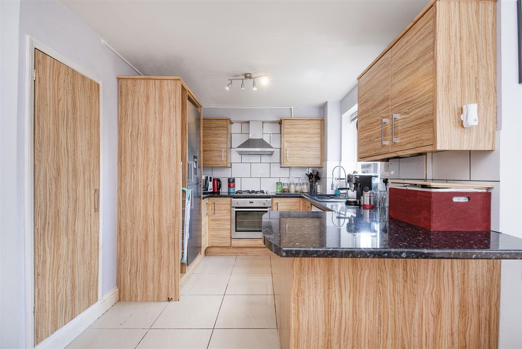 Property photo 2 of 15 Helliwell & Co.