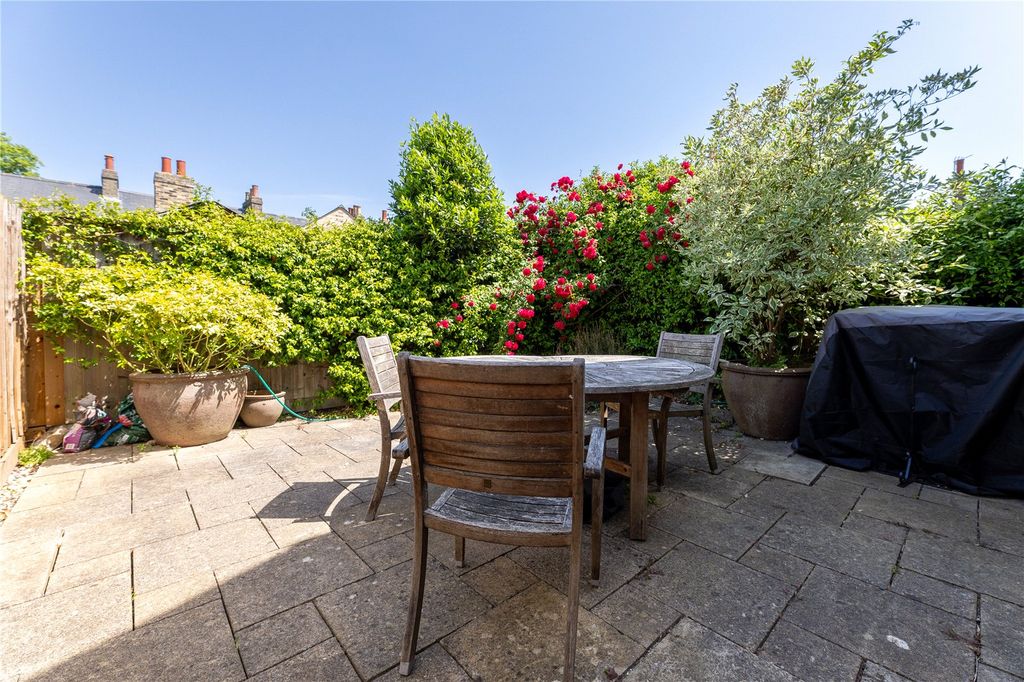 Property photo 3 of 22 Picture No. 28