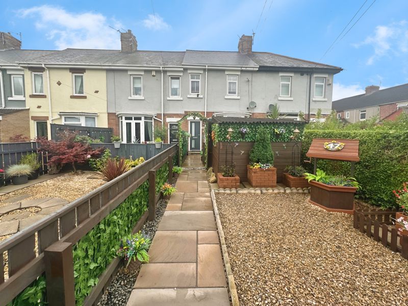 Property photo 1 of 12 Photo 9