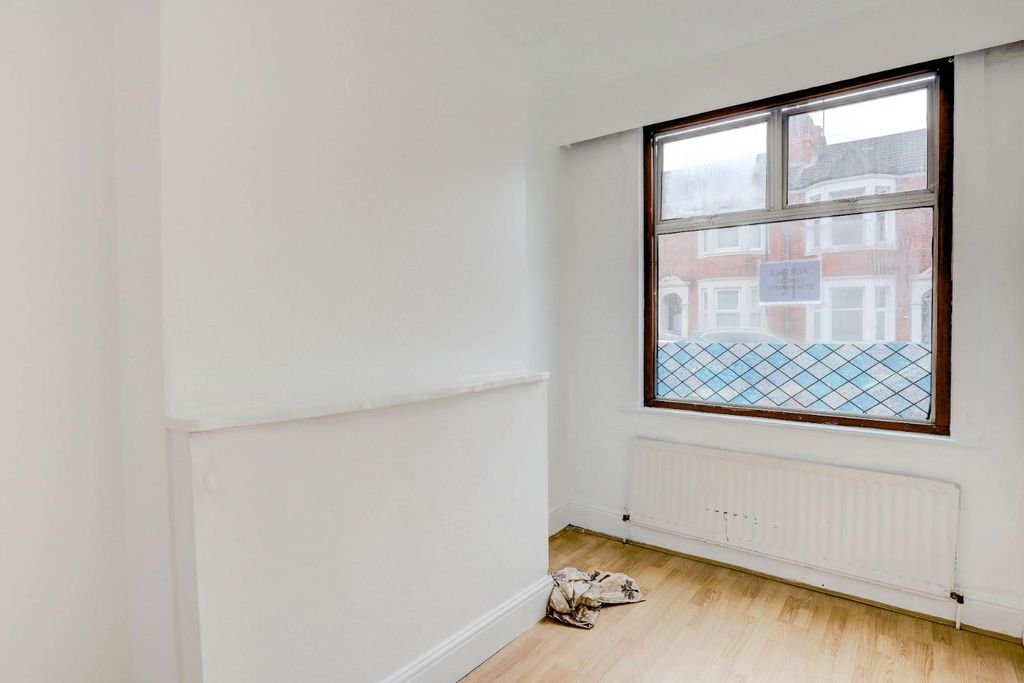 Property photo 3 of 11 Reception Room