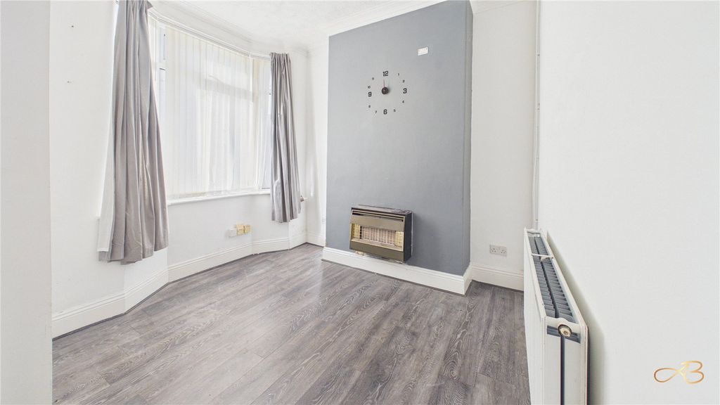 Property photo 2 of 10 Picture No. 08