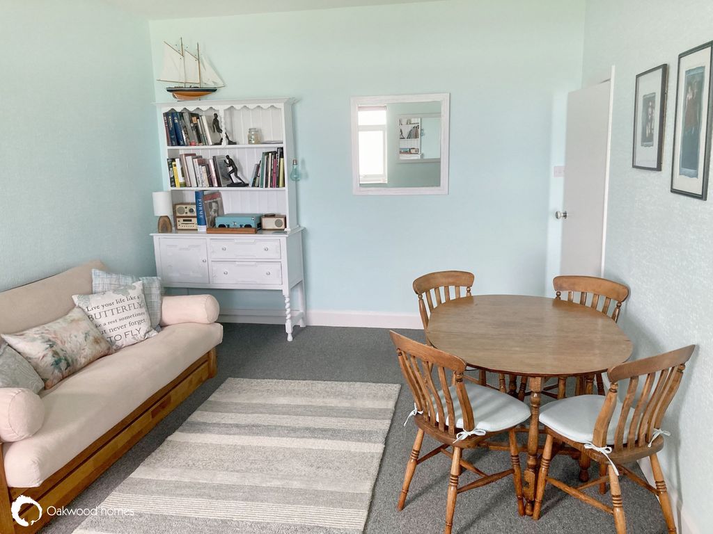 Property photo 3 of 8 Picture 3