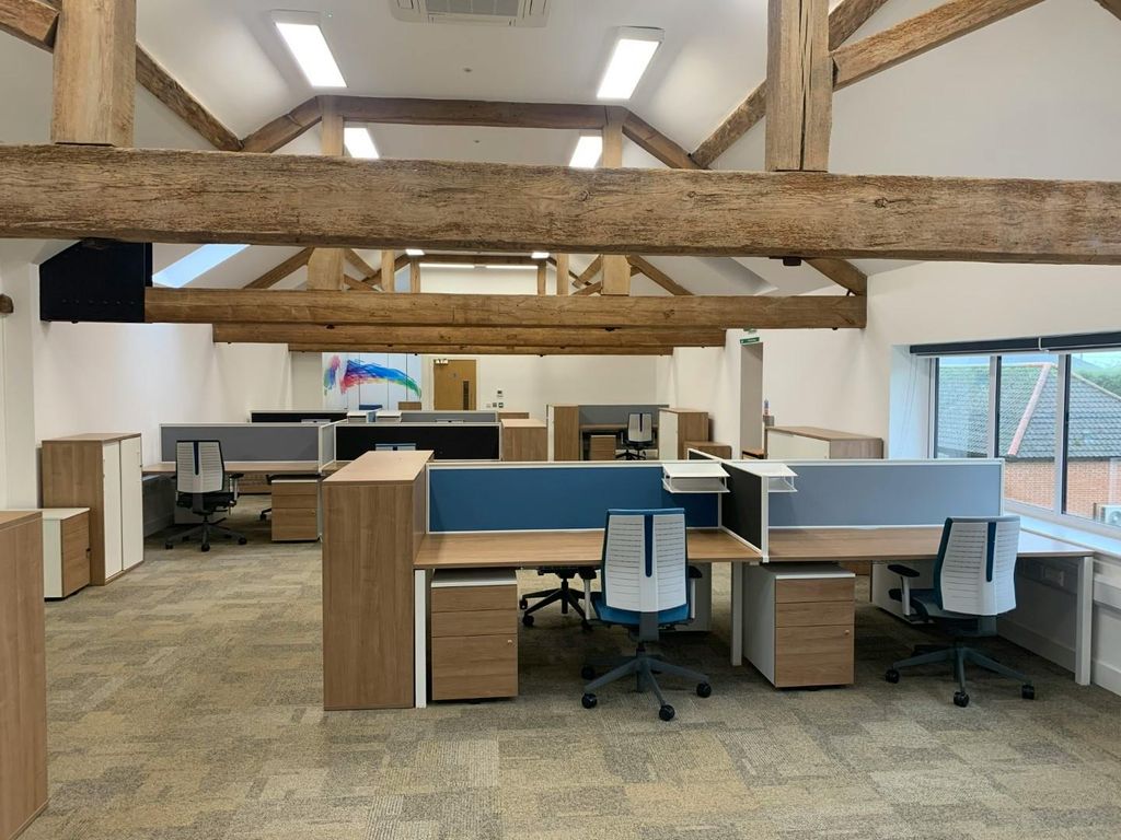 Property photo 3 of 5 Img_8933 Large.Jpg