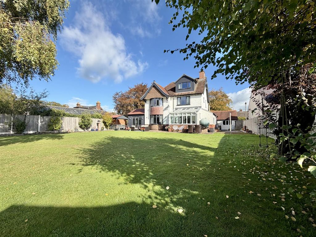 Property photo 1 of 54
