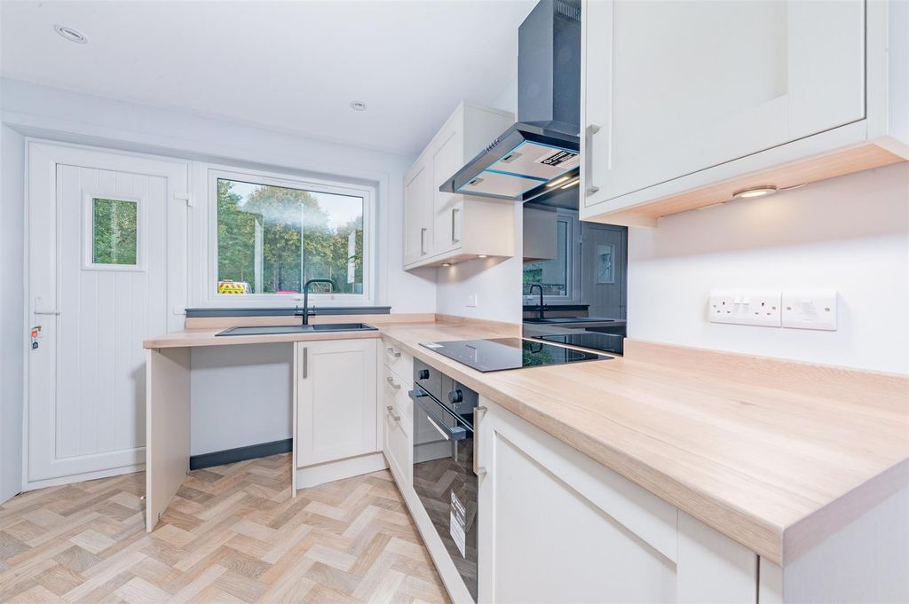 Property photo 3 of 20 93 Market Street Brechin-1.Jpg