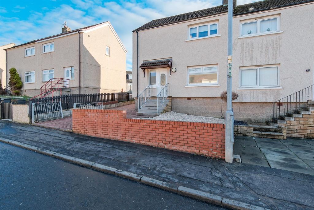 Property photo 2 of 40 002-52 North Dryburgh ML2 7La.Jpg