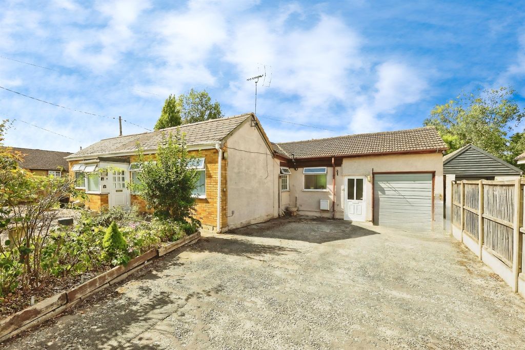 Property photo 1 of 17